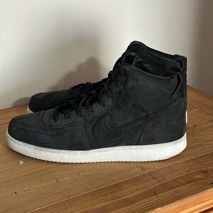 Nike Vandal John Elliott
